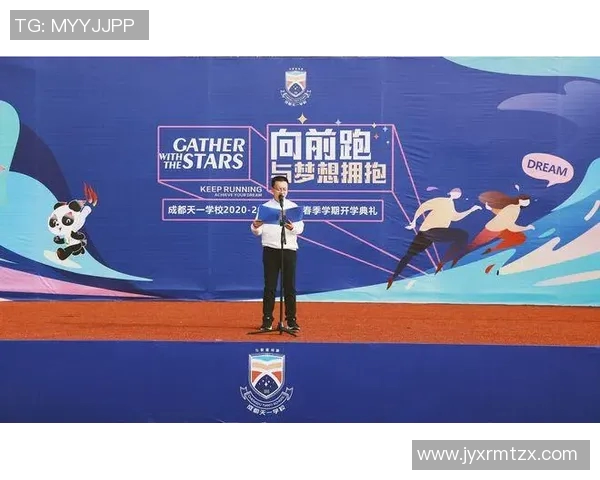 泰国足球明星海报展现激情与梦想的完美结合