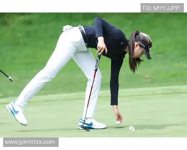 提升球技的秘密武器w足球鞋让你在赛场上尽显风采与实力